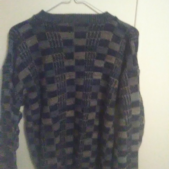 Sweater - Picture 2 of 3